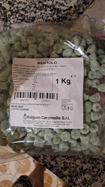 Ottimo sito mi consiglio ed ho consigliato il vostro sito di caramelle