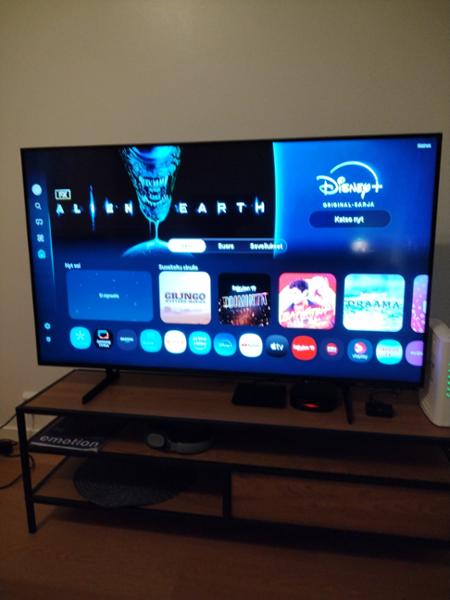 Samsung 50 Q7F3 4K QLED älytelevisio (2025)