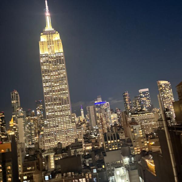 5533-Iconic New York City Fly & Stay