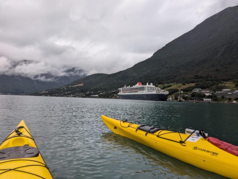 Your tour in Alesund - Kayak Adventure