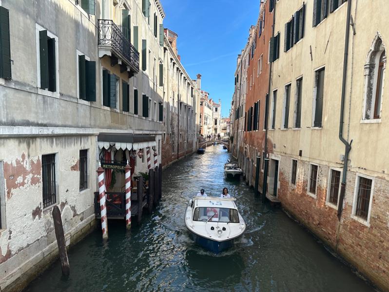 4935-Best of Italy, Türkiye & The Balkans