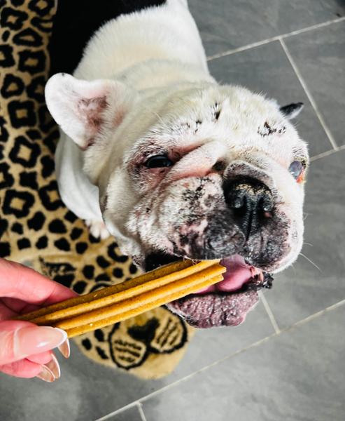 Calming Mini Dental Sticks for Dogs | 7 Sticks | Calming Chews For Anxious Dogs | Hemp & Sage | Vet Recommended | Natural Ingredients | Pooch & Mutt