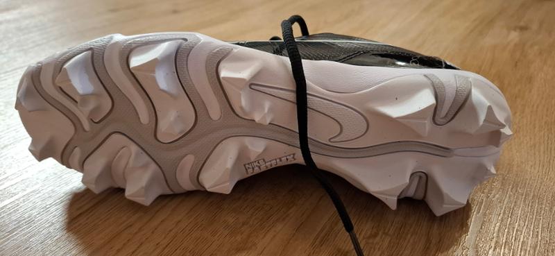 Baseball cleats for my kids / Love them