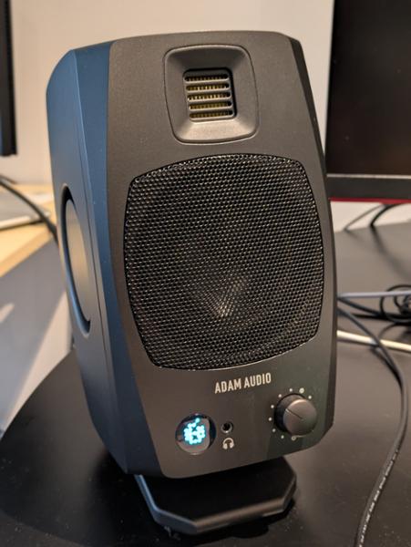 Adam Audio D3V Desktop Monitor Pair in BLACK