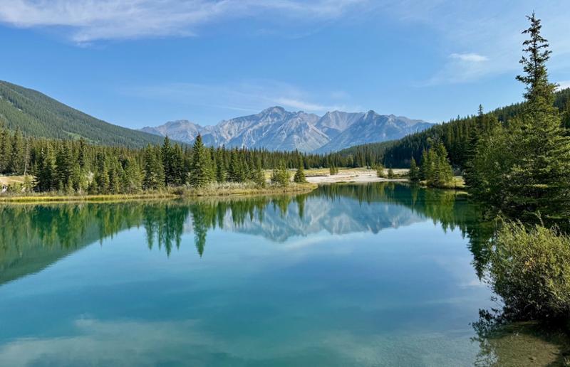 Spectacular Rockies and Glaciers of Alberta