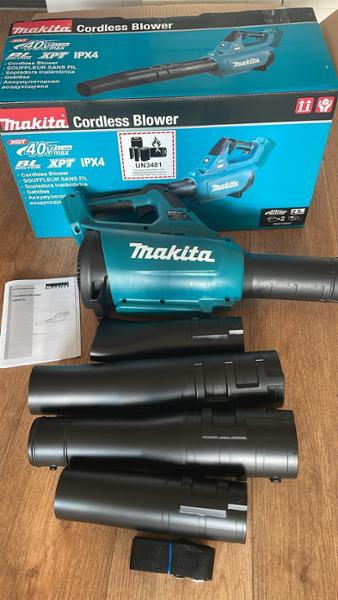 Makita 40v XGT Brushless Blower Body Only UB001GZ