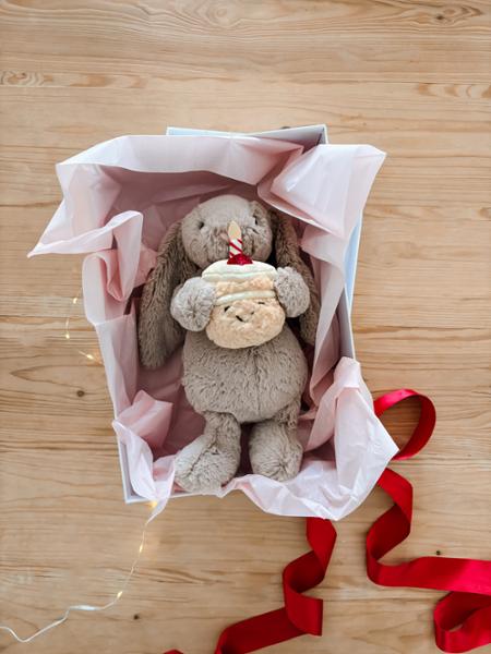 Jellycat bashful beige birthday bunny