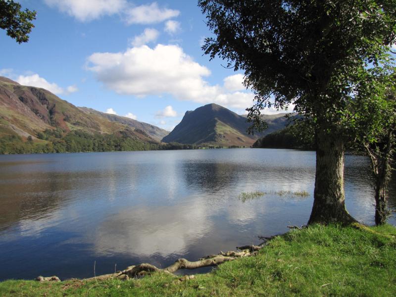 3 Night Stay on Derwent Water With 2 Days Gentle Guided Walking