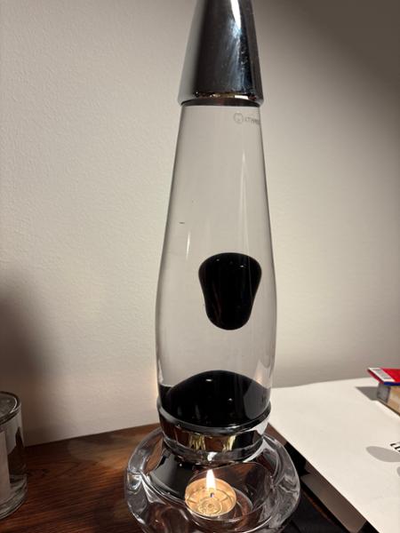 Great lamp, bottle colour was a little different than expected.