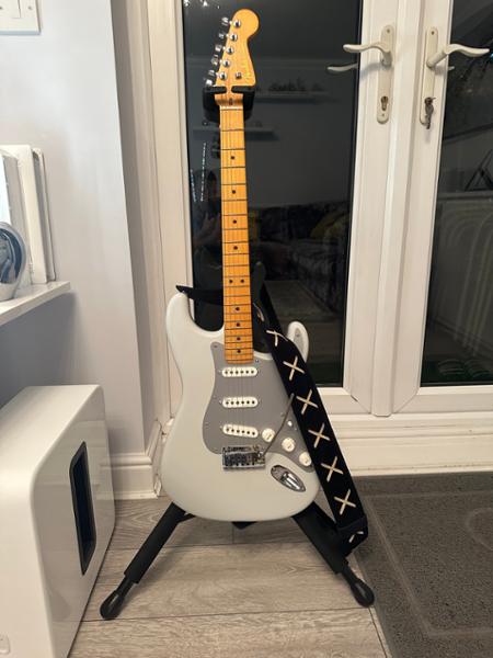 Stunning guitar strap