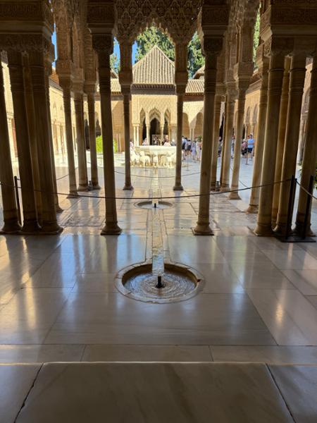 My solo adventure in luxury golden style