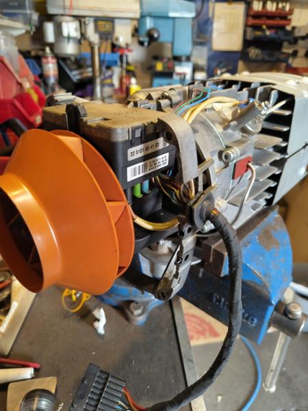 D5L servicing, easy and the service kit had everything required.