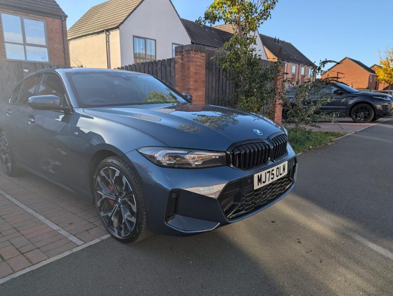 BMW 3 SERIES SALOON 330e 22.3 kWh M Sport 4dr Step Auto [Pro Pack]