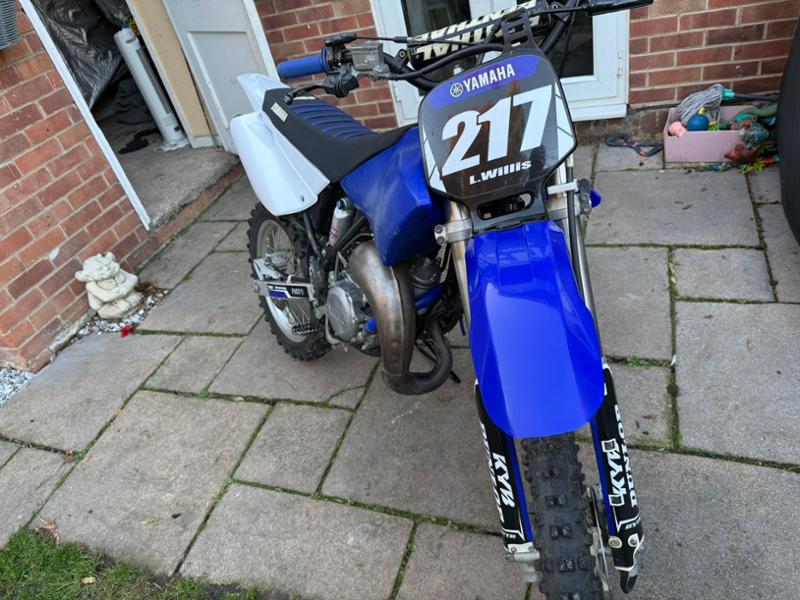 Yz 85 low plastics