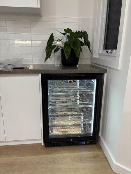 Bar fridge review