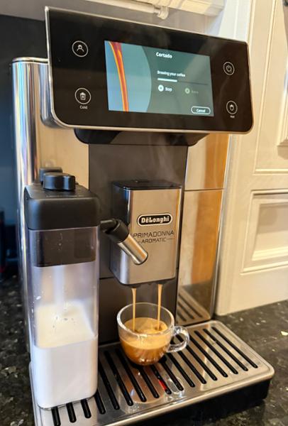 Primadonna aromatic bean to cup coffee machine