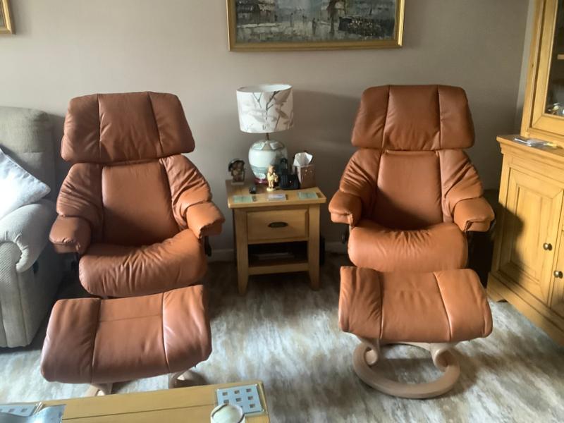 Stressless chairs