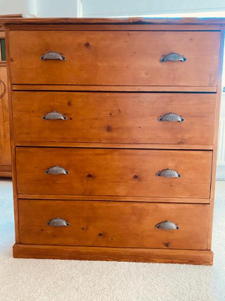 Half Daisy Drawer Pulls