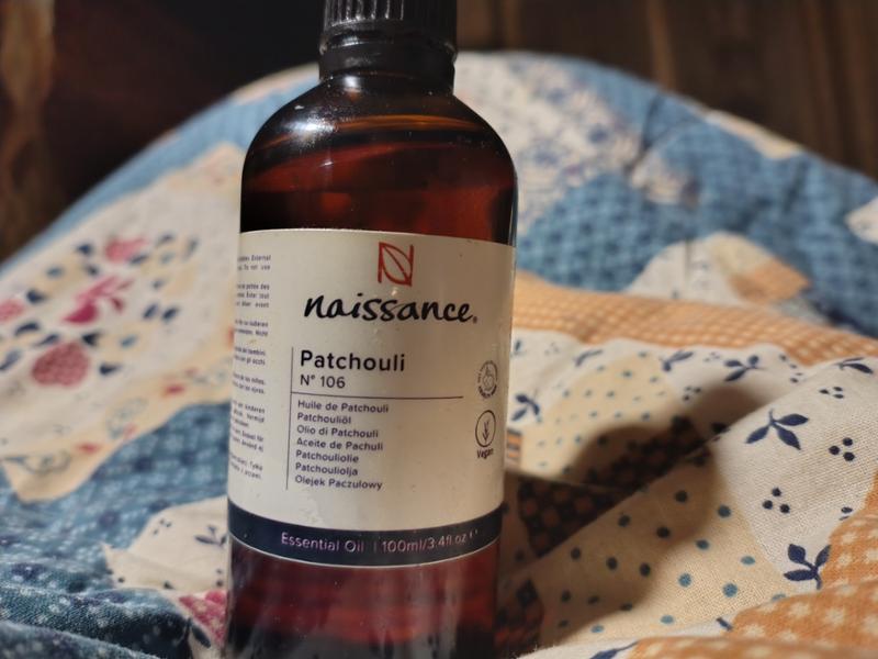 Olio Patchouli, e Frankincense.