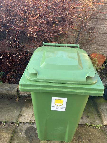 240 Litre Wheelie Bin | Green