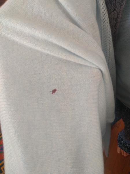 Pull défectueux et le pull n' était pas soldé