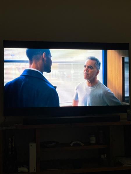 Do not overlook this TV!!!!