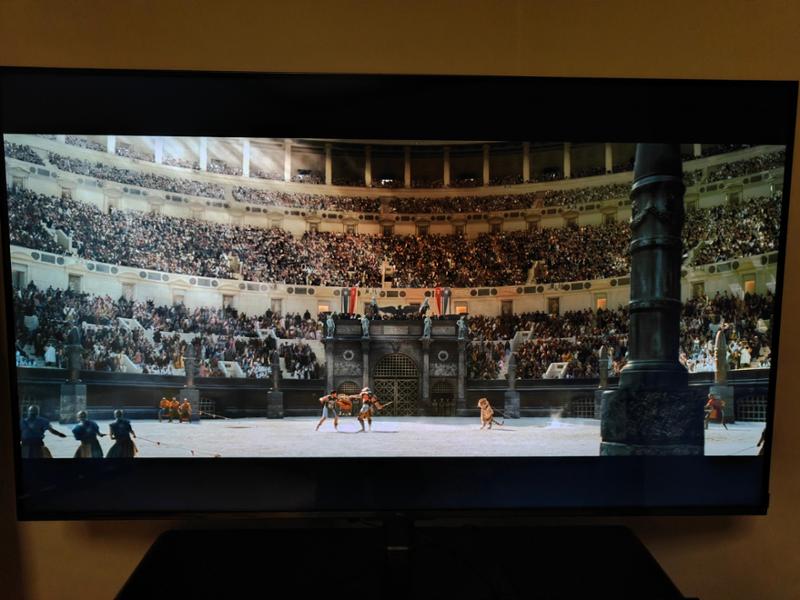 Deep blacks like an OLED