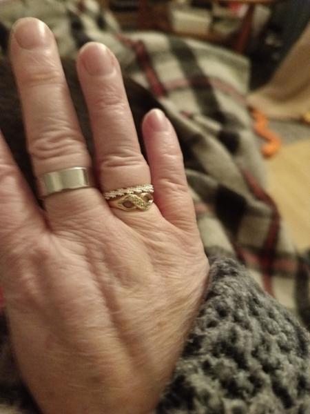 Sterling Silver Or 18ct Gold Daisy Ring
