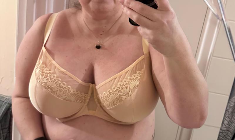 Beautiful bras, amazing support for a larger lady