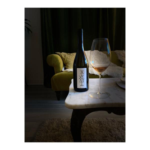 Sourcing my table with beautiful wine