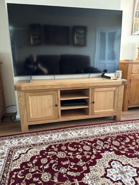 TV display unit .