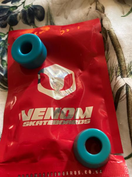 Venom Skateboards Anodised Universal Truck Rebuild Kit - Cylinder...