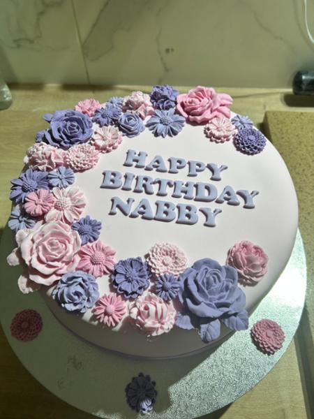 Fondant icing