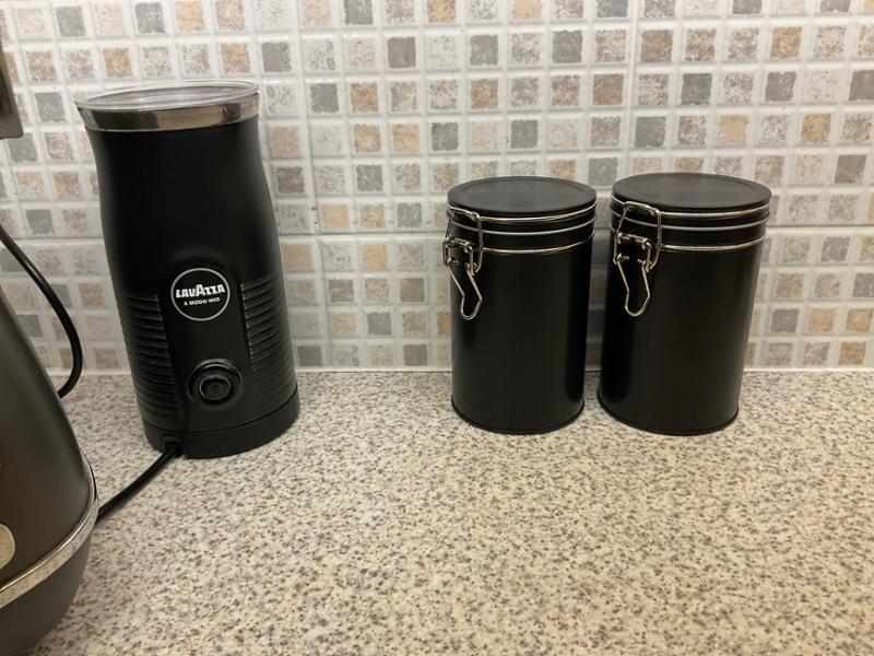1 x Round Clip Lid Tins, 87 (d) x 140 (h) mm - (650ml) / Silver / Sample