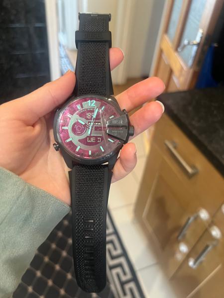 They sent me another watch instead the one that I bought