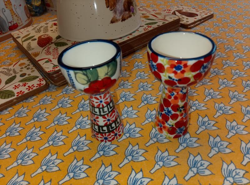 2 Matyó Tall Egg Cups