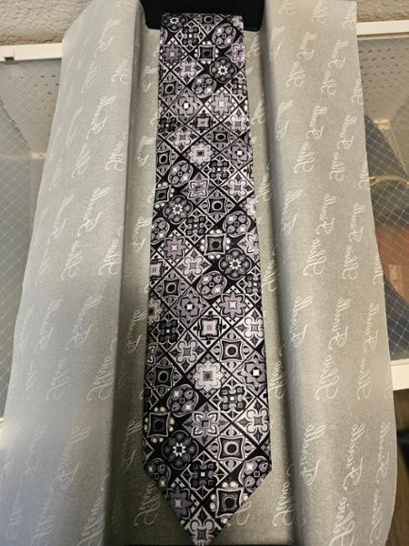 Renaissance Elegance Grey Duchesse Silk Tie