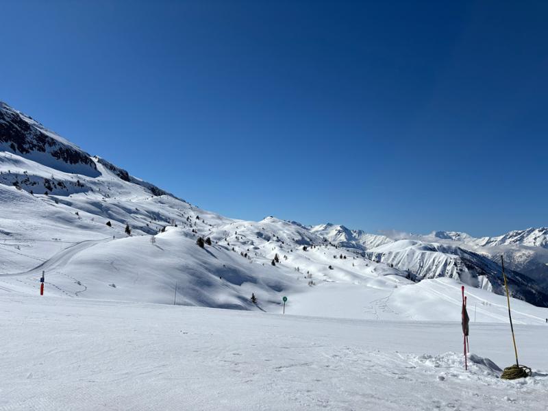 Solo skiing is the way to go!