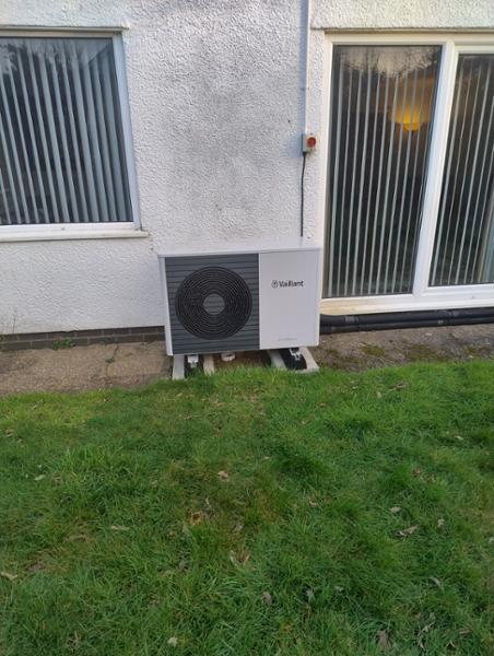 aroTHERM plus VWL 75/6 A 230V S2