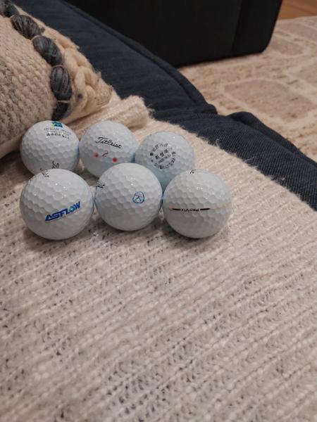 Arrived 2.5 weeks after placing order,,6 out of the 12 balls are covered in