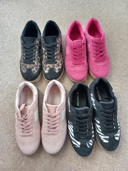 Womens Black Zebra Retro Stripe Plimsoll Trainers