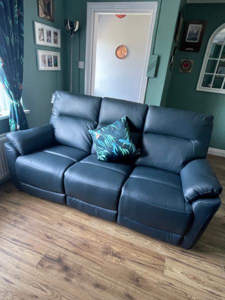 Beautiful two and three leather reclining sofas