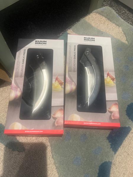 Garlic press