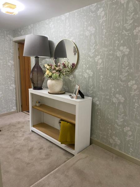 Pretty wallpaper ideal for a cottage