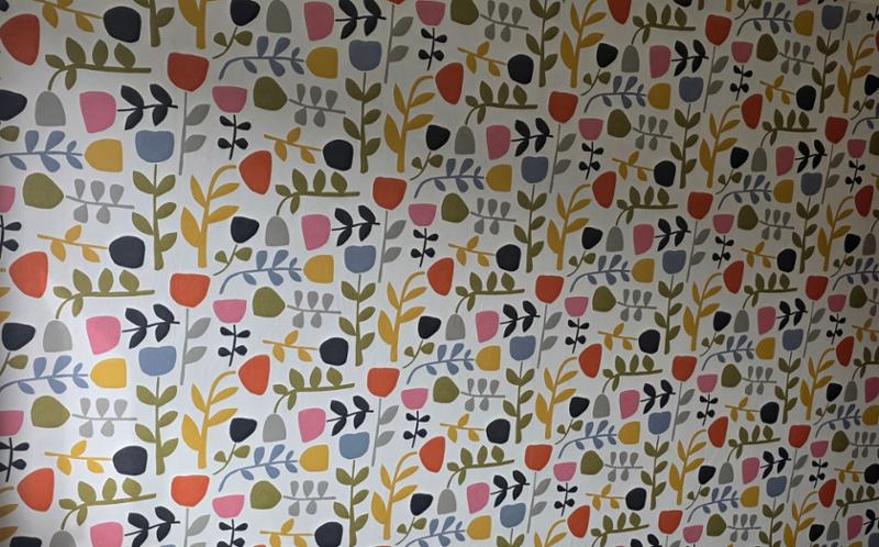 Good service and wallpaper