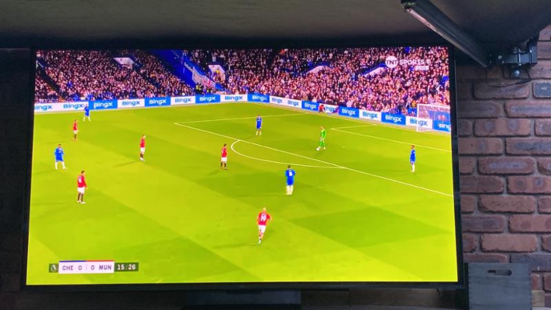 Cracking TV