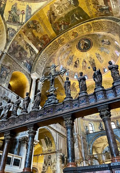 Small Group St Mark’s Basilica, Doges Palace and Venice Hidden Gems