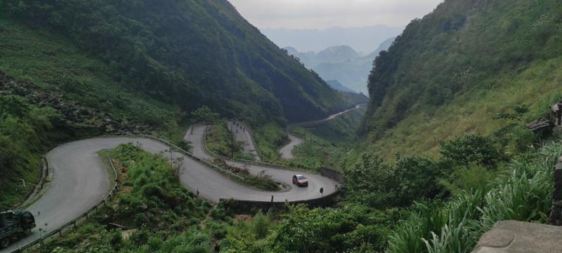 5887-Vietnam Mountain Discovery