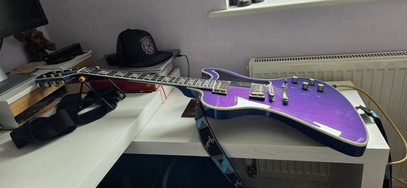 Epiphone Futura RD Custom Electric Guitar in Twilight Shift