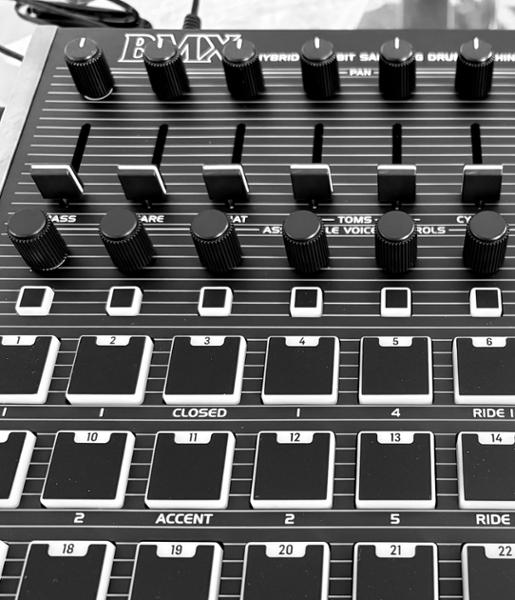 Behringer BMX Hybrid Drum Machine